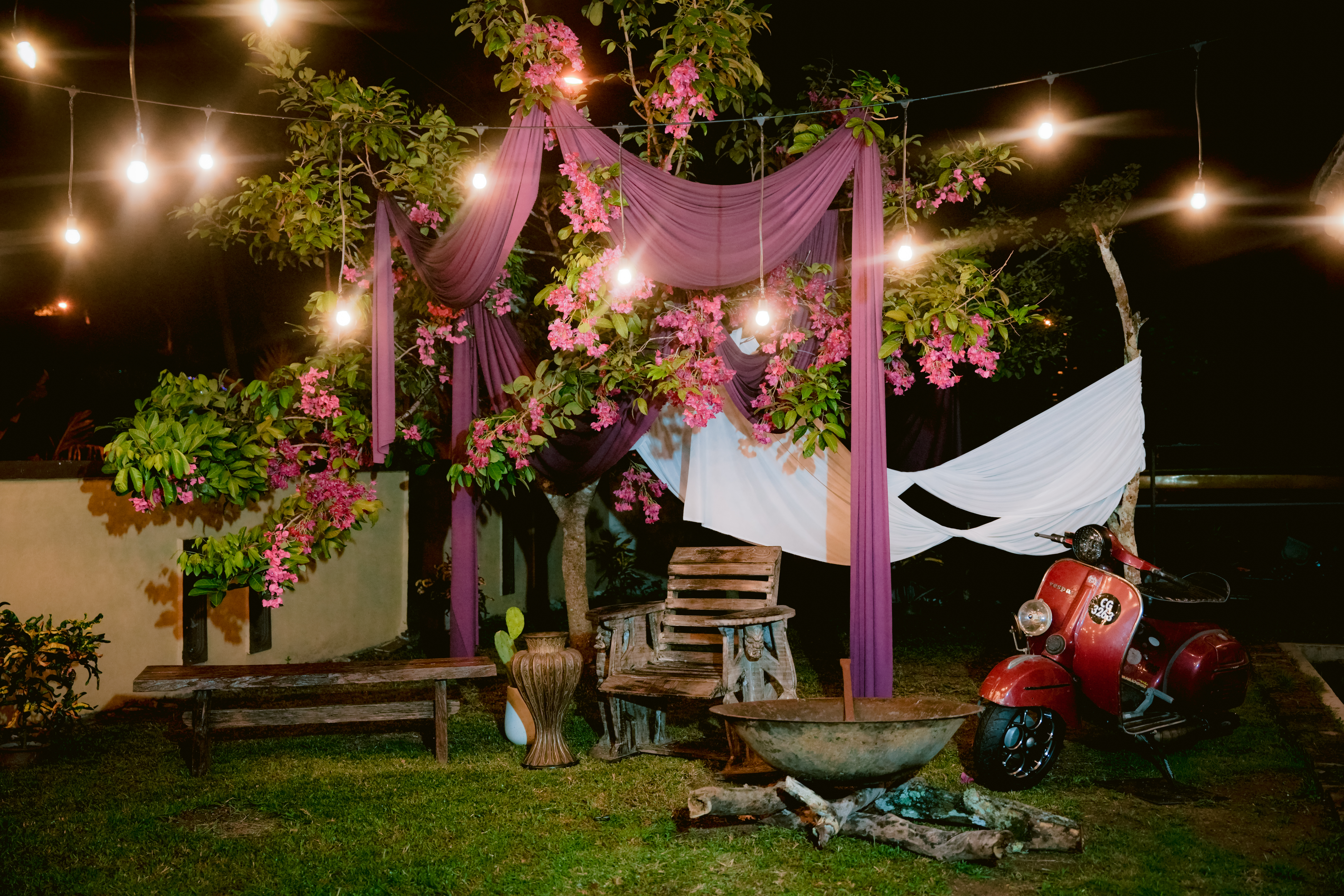 Tema D (Riuh Sekampung)